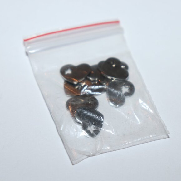 💖⭐ Lot of 10 Heart + Star Stainless Steel Charms (.5") ⭐💖 - Picture 5 of 5